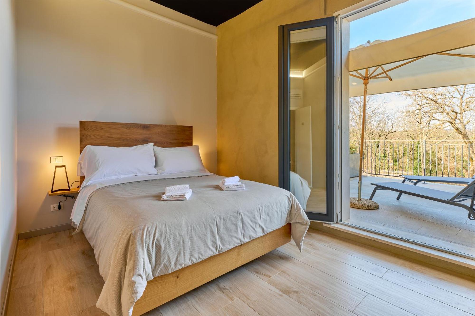 La Dama Country Rooms Монтериджиони Экстерьер фото